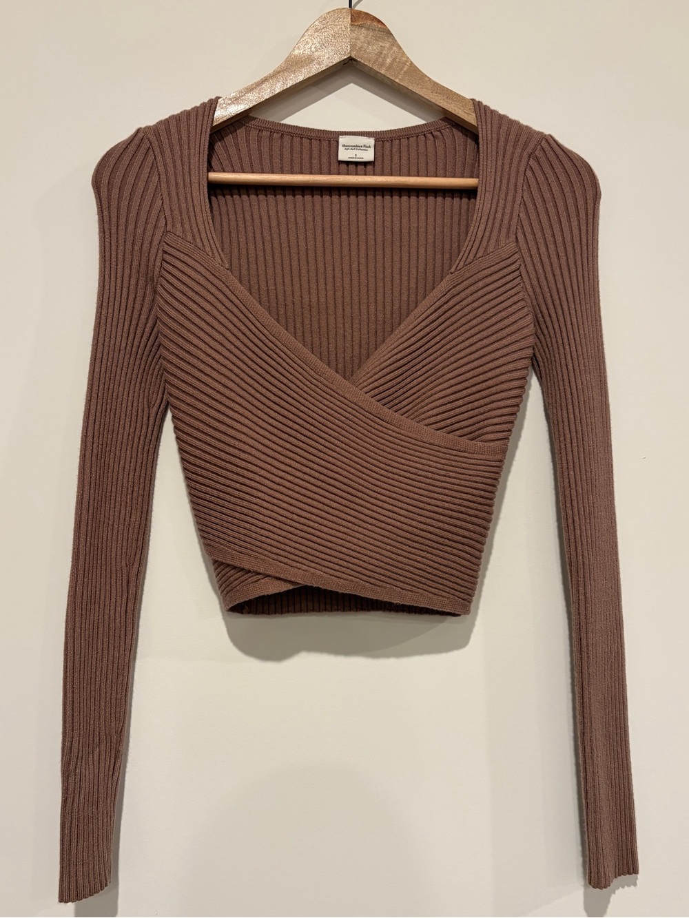Abercrombie & Fitch Size S Mauve Brown Soft A&F Ribbed Wrap Crop Sweater Top